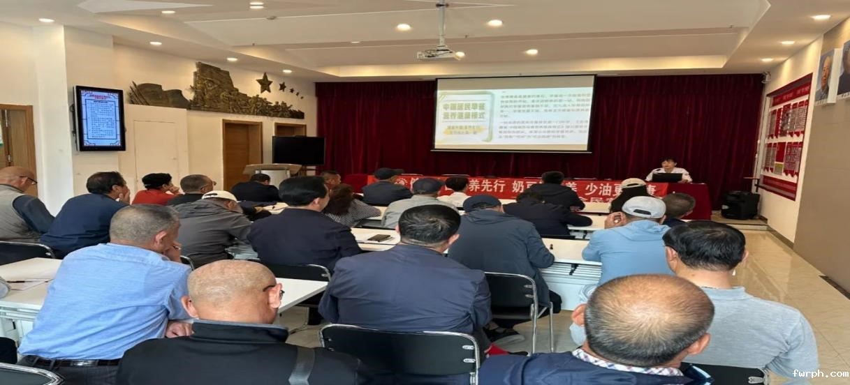 青海省第五人民医院丨营养进社区.jpg 青海省第五人民医院丨营养进社区.jpg