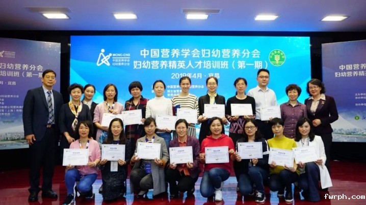 JY培训班-011-第二组合影.jpeg JY培训班-011-第二组合影.jpeg