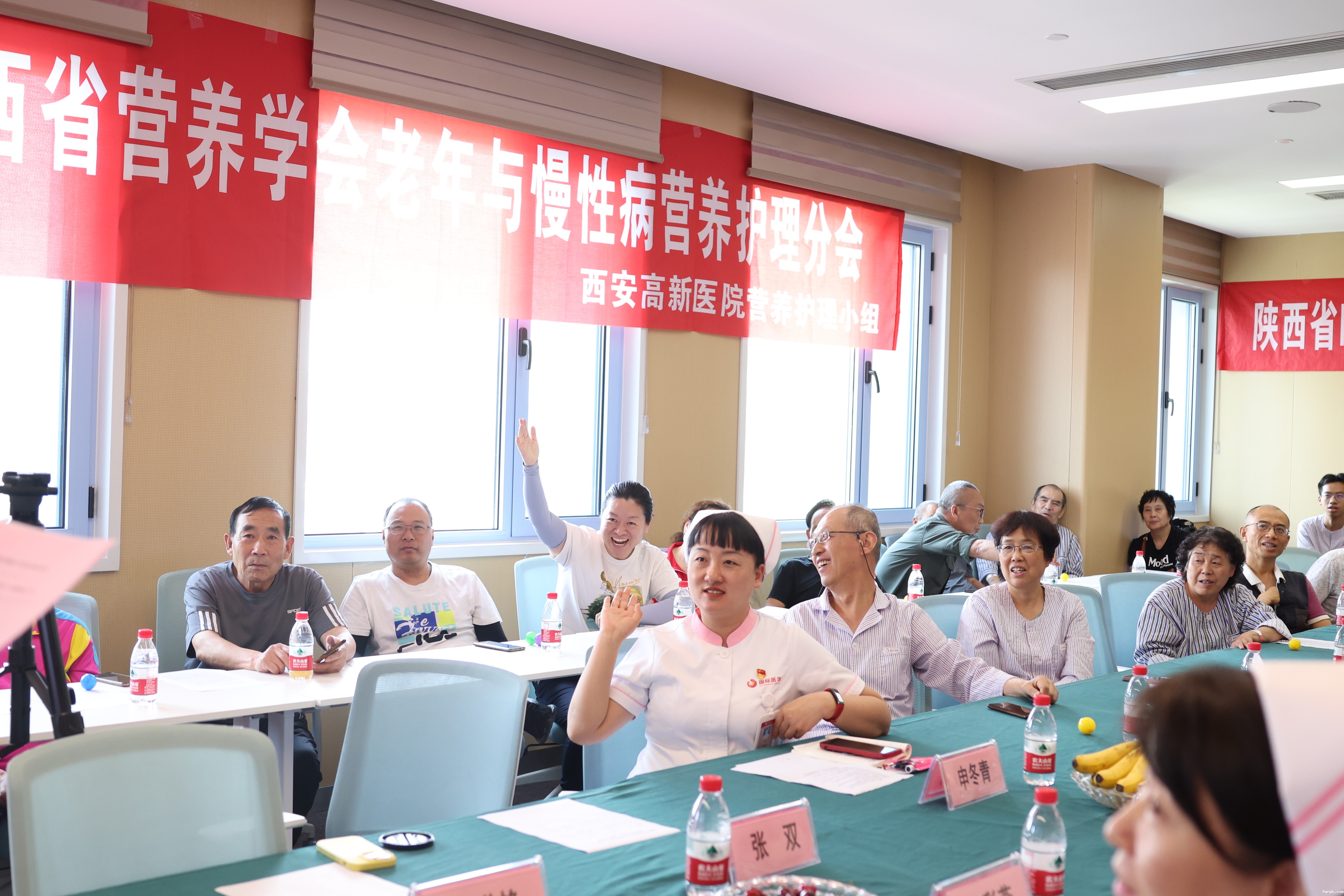 西安高新医院全民营养周患教会1.jpg 西安高新医院全民营养周患教会1.jpg