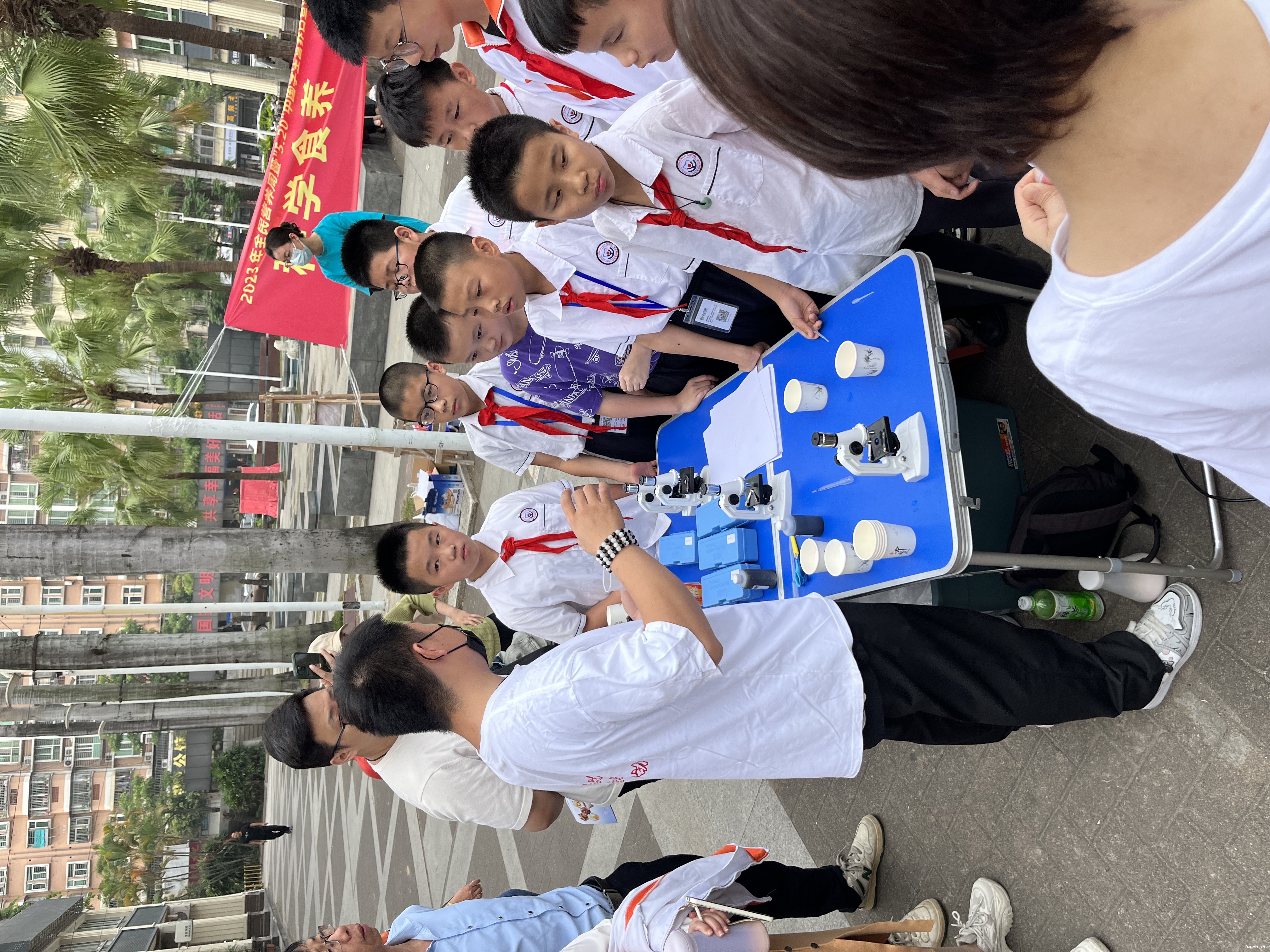 √20 疾控: 寓教于乐,开展群众互动性强的进社区活动.jpg √20 疾控: 寓教于乐,开展群众互动性强的进社区活动.jpg